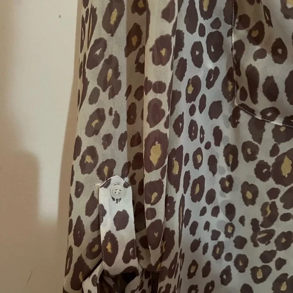 Moda cheetah print size large 100 percent polyester colors brown yellow cream. - Picture 10 of 12